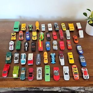 Large Lot of 50 Vintage Diecast Cars Matchbox Hot Wheels Tomica NASCAR 70s - 90s